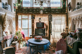 خانه تاریخی میرزا شفیع مشکی _ این خانه تاریخی بیش از ۴۰ سال است که به مالک شخصی فروخته شده که به دلیل نگهداری نامناسب و بعضاً فرونشست زمین، اکثر بخش‌های این خانه تاریخی تخریب و یا به‌صورت کامل نابود شده است.