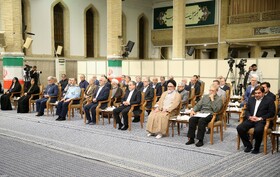 دیدار رئیس‌جمهور و اعضای هیئت دولت با رهبر انقلاب