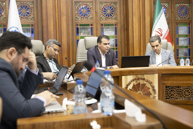 حرکت استان به سمت توسعه پایدار و صنایع با ارزش افزوده بالا