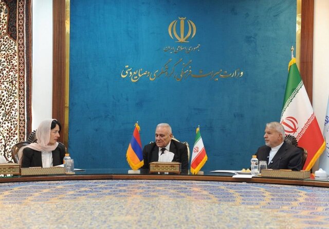 ایران خانه ارامنه است