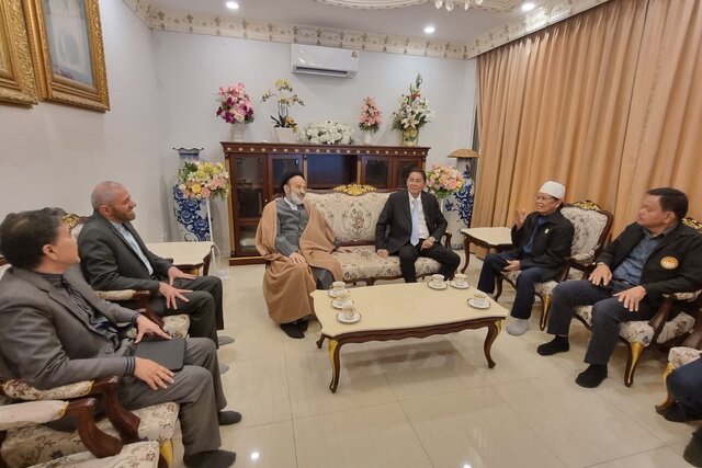 امت اسلامی با تمام توان از آرمان فلسطین حمایت می‌کند