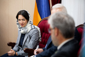 ژانا آندریاسیان، وزیر آموزش، علوم، فرهنگ و ورزش جمهوری ارمنستان در آیین امضای تفاهمنامه علمی ارمنستان و ایران