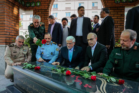 بازدید محمدرضا عارف، معاون اول رییس جمهور و عزیز نصیرزاده، وزیر دفاع از سازمان مرکزی اتکا