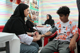 برپای غرفه ها و مواکب خدمت رسانی در کنار جشن بزرگ میلاد پیامبر در کرمانشاه