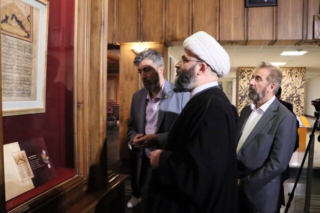 نمایش ۱۵ اثر خطی و نگاره در ۱۵۰۰ سالگی میلاد پیامبر (ص)