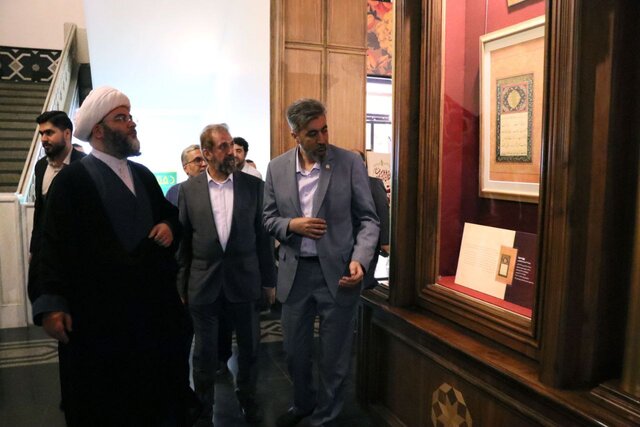 نمایش ۱۵ اثر خطی و نگاره بهمناسبت ۱۵۰۰ سالگی میلاد پیامبر (ص)