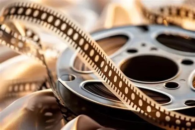 تلویزیون آخر هفته چه فیلمهایی پخش میکند؟ تلویزیون آخر هفته چه فیلمهایی پخش میکند؟