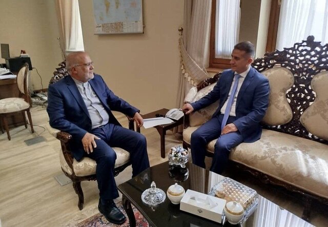 دیدار سفیر جمهوری آذربایجان با یک مقام وزارت خارجه ایران دیدار سفیر جمهوری آذربایجان با یک مقام وزارت خارجه ایران