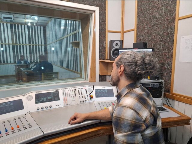 ترانههای قدیمی از انزوای آرشیوهای خصوصی بیرون کشیده میشوند + ویدئو ترانههای قدیمی از انزوای آرشیوهای خصوصی بیرون کشیده میشوند + ویدئو