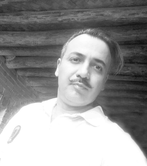 اهدای مدال فرانسوی به هنرمند ایرانی برای ثبت رد پای قاجار در این کشور