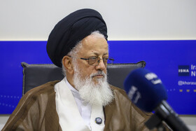 تاکید امام خمینی(ره) بر آگاهی سیاسی ملت‌های مسلمان