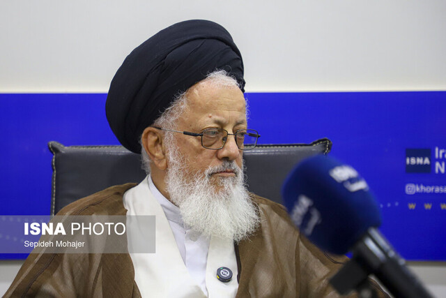 تاکید امام(ره) بر آگاهی سیاسی ملت‌های مسلمان