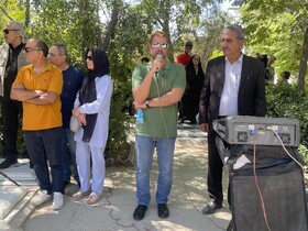 در قطعه هنرمندان در روز سینما چه خبر بود؟/ وعده پژمان بازغی برای ساماندهی قبور