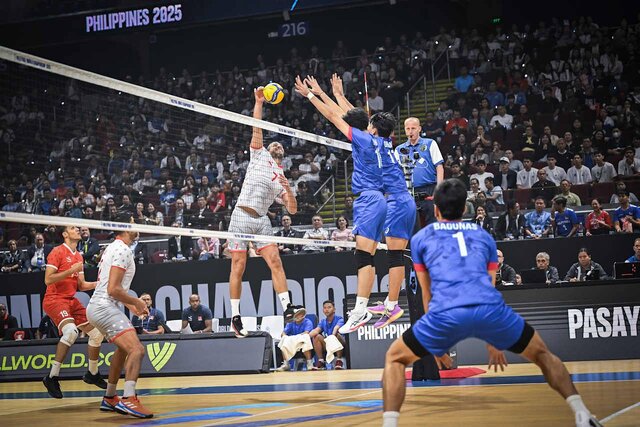 آغاز مسابقات جهانی والیبال با شکست میزبان آغاز مسابقات جهانی والیبال با شکست میزبان