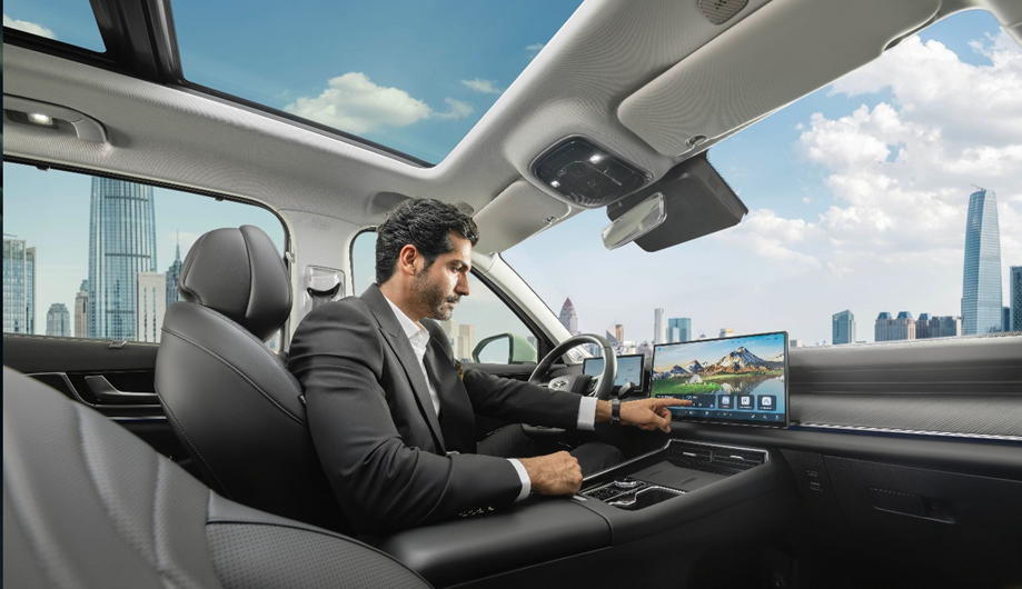 اوج شکوه و نوآوری در یک شاسی بلند؛ اف 9 تمامچرخ محرک، پرچمدار برند فونیکس