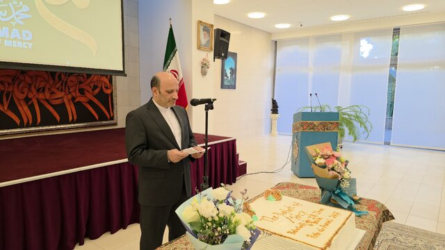 برگزاری مراسم «پیامبر رحمت» در برلین با حضور جمعی از دیپلمات‌های مقیم آلمان