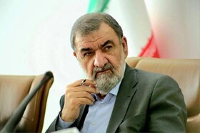 محسن رضایی: دشمن باید بداند باب مذاکره همیشه باز نیست/ جنگ به ۲ ماه می‌رسید اثری از اسرائیل نمی‌ماند