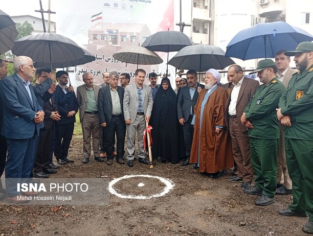 مدرسه اولیا در آستارا خشت گذاری شد