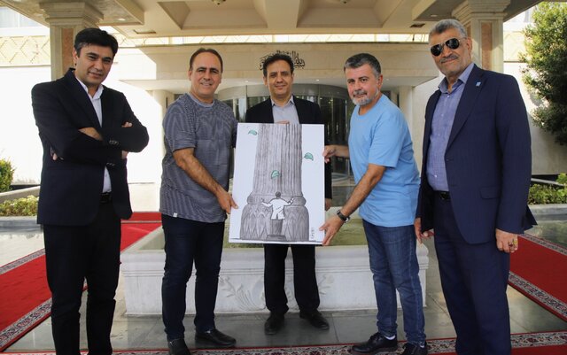 هدیه کارتونیست شیرازی به رهبر ارکستر ارمنستان