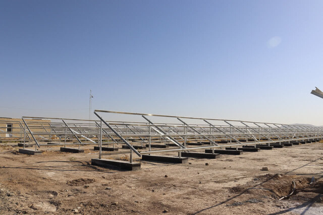 توسعه نیروگاههای خورشیدی در ملایر شتاب گرفت