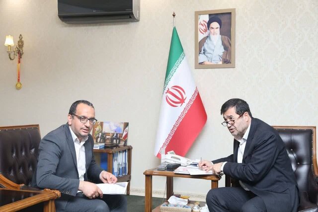 اختصاص ۲۲ میلیارد تومان برای زیرساختهای ورزشی زرند در دیدار با وزیر اختصاص ۲۲ میلیارد تومان برای زیرساختهای ورزشی زرند در دیدار با وزیر