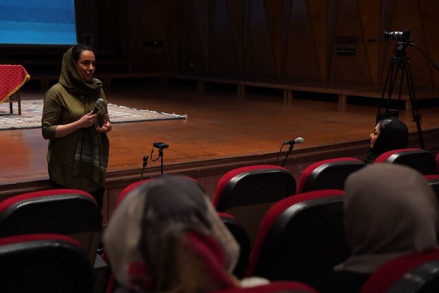 بهجای ارگ و گیتار، ساز اجدادی را انتخاب کردهاند و خجالتزده نیستند