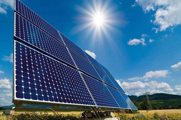 بررسی چالش‌های نیروگاه‌های خورشیدی کلید خورد
