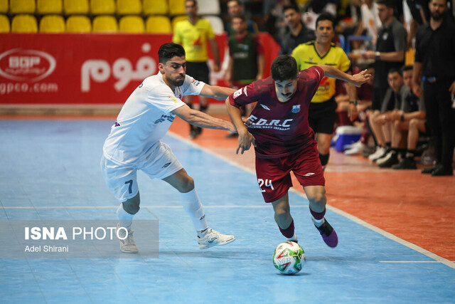 عکس: آرشیو پردیس قزوین با گل حسنزاده از سد پالایش نفت گذشت