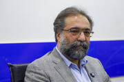 یک استاد ادبیات فارسی: هر رویداد بزرگ تاریخی می‌تواند جریان تازه‌ای در ادبیات ایجاد کند