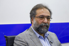 یک استاد ادبیات فارسی: هر رویداد بزرگ تاریخی می‌تواند جریان تازه‌ای در ادبیات ایجاد کند