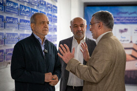 مسعود پزشکیان، رئیس جمهور، محمدرضا ظفرقندی، وزیر بهداشت و احمد میدری، وزیر کار در مراسم  افتتاح بیمارستان «فیاض بخش» 