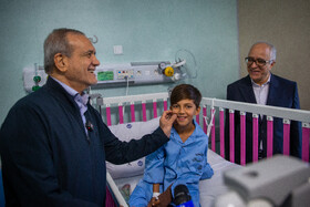 بازدید مسعود پزشکیان، رئیس جمهور از بخش کودکان بیمارستان  فیاض بخش 