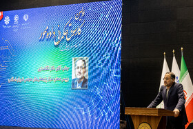 بابک نگاهداری رئیس مرکز پژوهش‌های مجلس شورای اسلامی در مراسم اولین کارسوق حکمرانی داده محور
