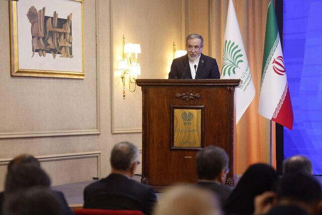 عراقچی: ایران قربانی یک‌جانبه‌گرایی آمریکاست