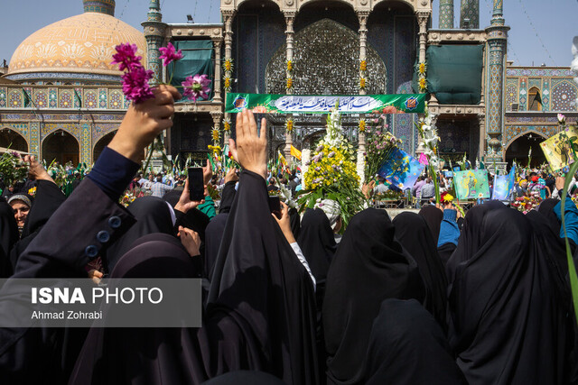 استقبال پرشور از کاروان نمادین حضرت فاطمه معصومه(س) در قم