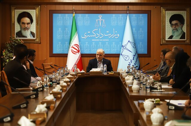 واگذاری اراضی ملی به برخی اشخاص در ازای مبالغ ناچیز/ انتشار بخشنامه رئیس قوه قضاییه درباره عفو معیاری/ آخرین وضعیت پرونده چای دبش