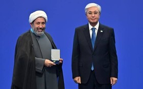 رئیس سازمان فرهنگ و ارتباطات نشان افتخار رهبران دینی فعال در گفت‌وگوی ادیان را دریافت کرد