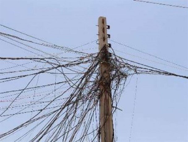 عکس تزئینی است میزان انرژی مصرفشده توسط انشعاب غیرمجاز معادل ۱.۵ روز مصرف برق کل زنجان است