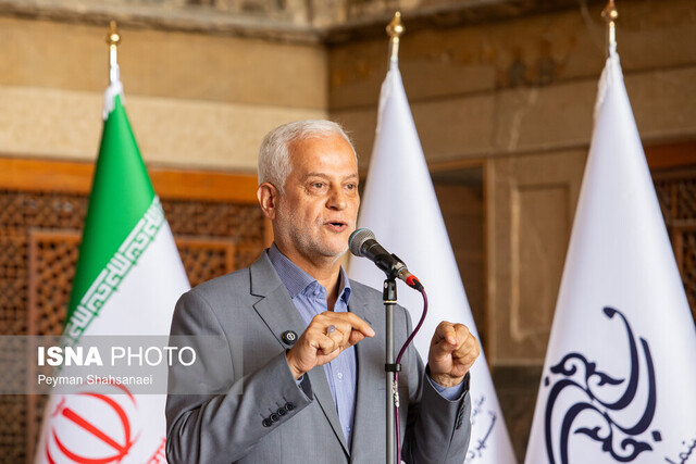 اگر از کودک خاطره و رویا گرفته شود، هویتش نابود می‌شود