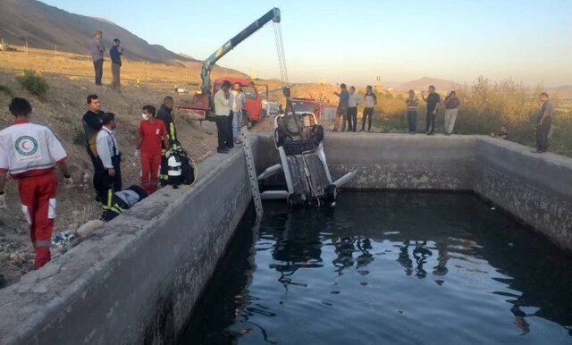 سقوط خودرو به داخل استخر کشاورزی در قم یک کشته بر جا گذاشت