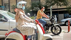 موتورسیکلت‌سواری زنان از نگاه فقهی مشکل دارد؟