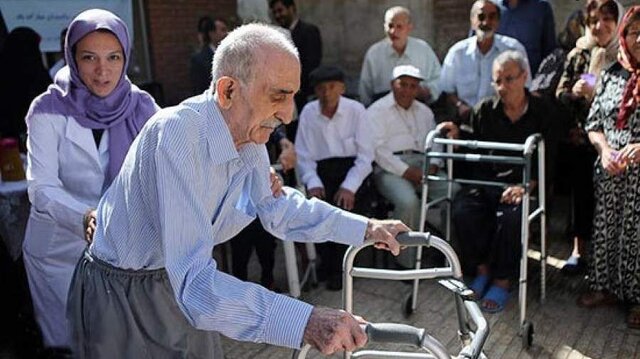 سالمندی صبر سنگین، شعله سکوت
