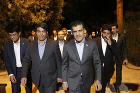 معاون علمی و فناوری رئیس‌جمهور وارد کرمان شد/ ادای احترام به سردار سلیمانی