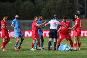 هفته چهارم لیگ برتر فوتبال ایران؛ پرسپولیس - چادرملو اردکان