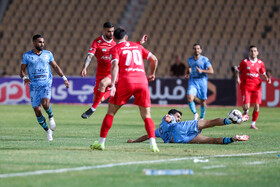 هفته چهارم لیگ برتر فوتبال ایران؛ پرسپولیس - چادرملو اردکان