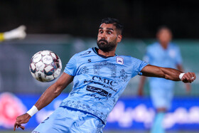 هفته چهارم لیگ برتر فوتبال ایران؛ پرسپولیس - چادرملو اردکان
