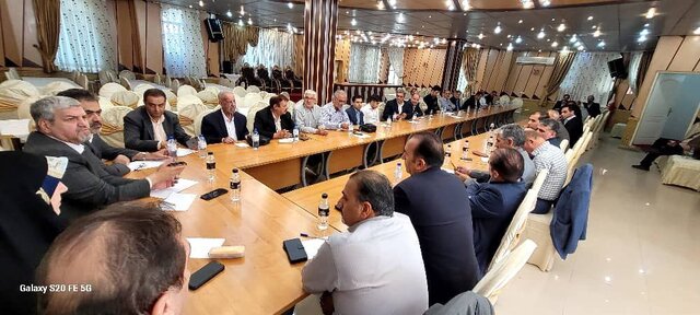 پیشنهاد کواکبیان به پزشکیان: با ترامپ ملاقات کنید