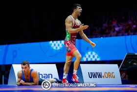 کشتکار با شکست عنوان‌دار جهان و المپیک روسیه به مدال برنز رسید