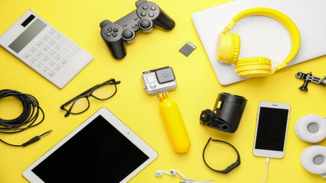 تقلب از ویترین تا خرید آنلاین