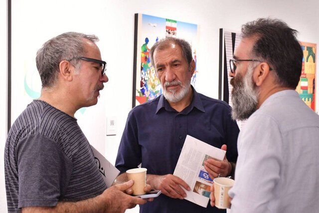 پوسترهای چند نسل از طراحان گرافیک ایران در نمایشگاهی «به‌نام ایران»